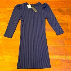 Lea & Viola size Medium fitted Navy 3/4 length sleeve Dress NWT
